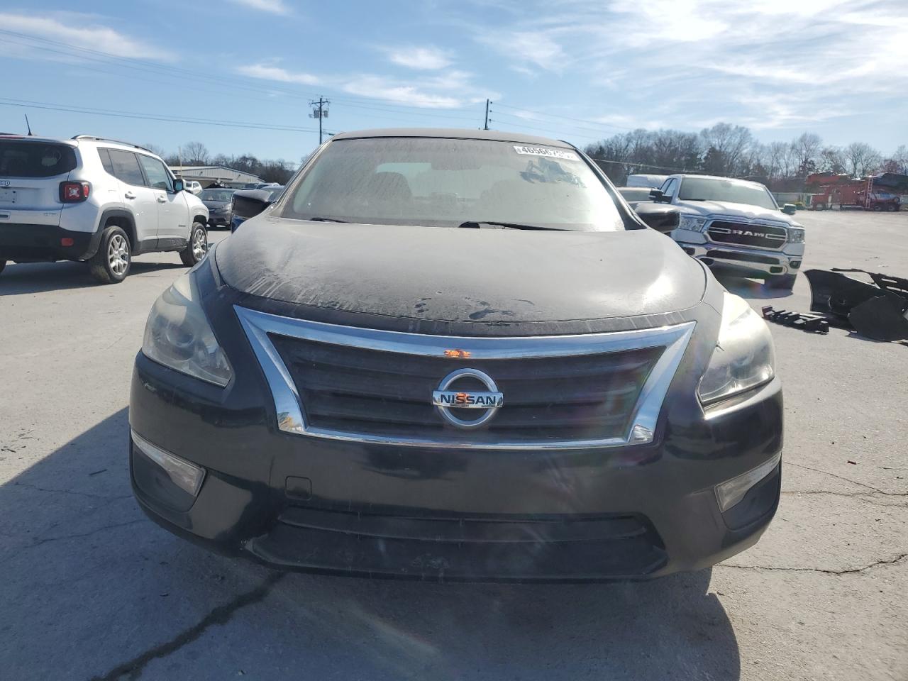 2015 Nissan Altima - Image 5