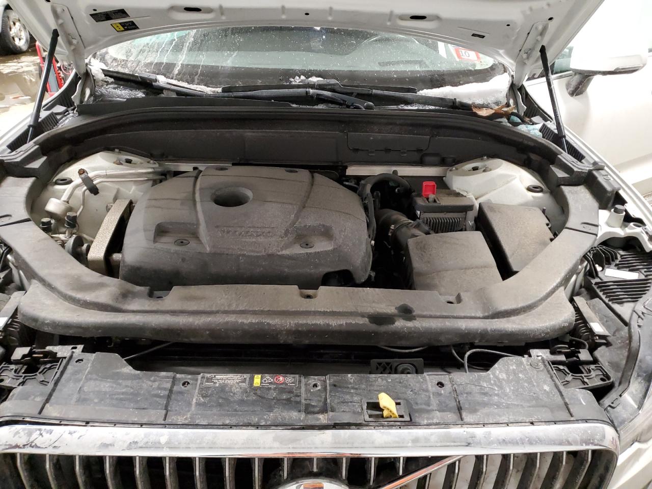2020 Volvo XC60 - Image 13