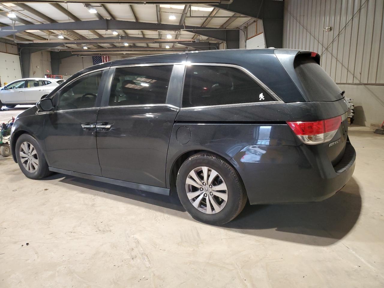 2014 Honda Odyssey - Image 2