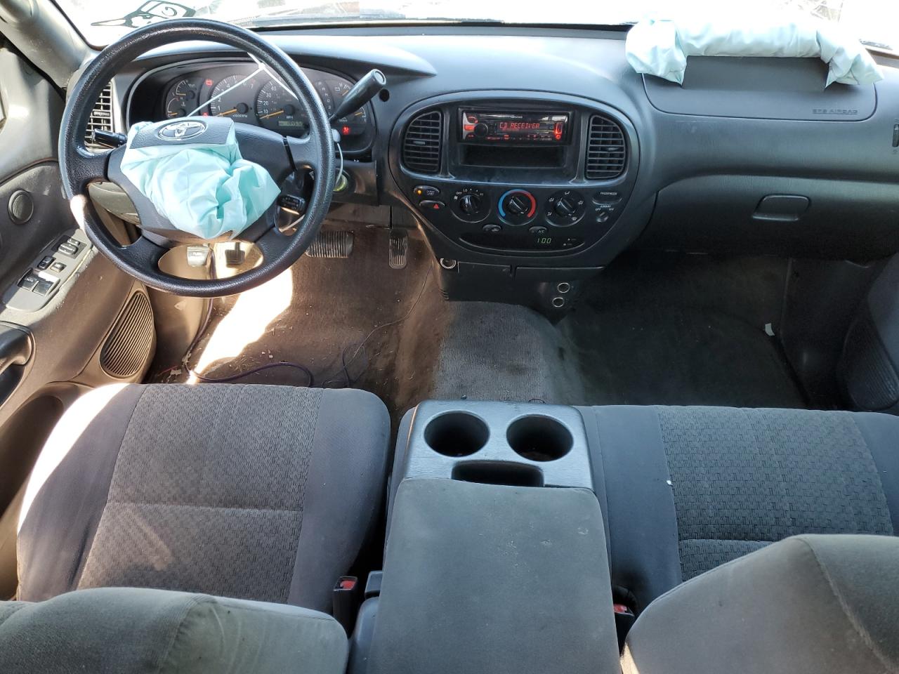 2004 Toyota Tundra - Image 8