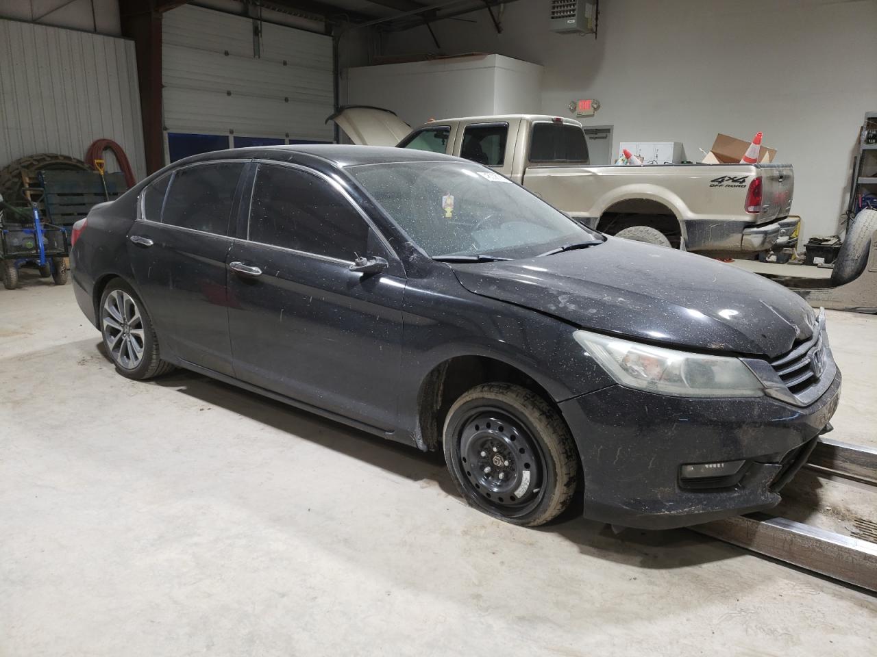 2015 Honda Accord - Image 4