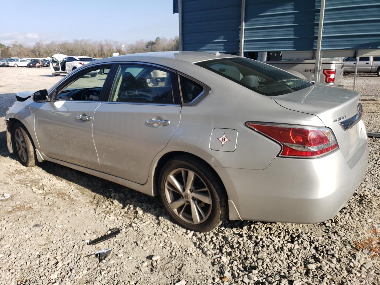 2014 Nissan Altima - Image 2