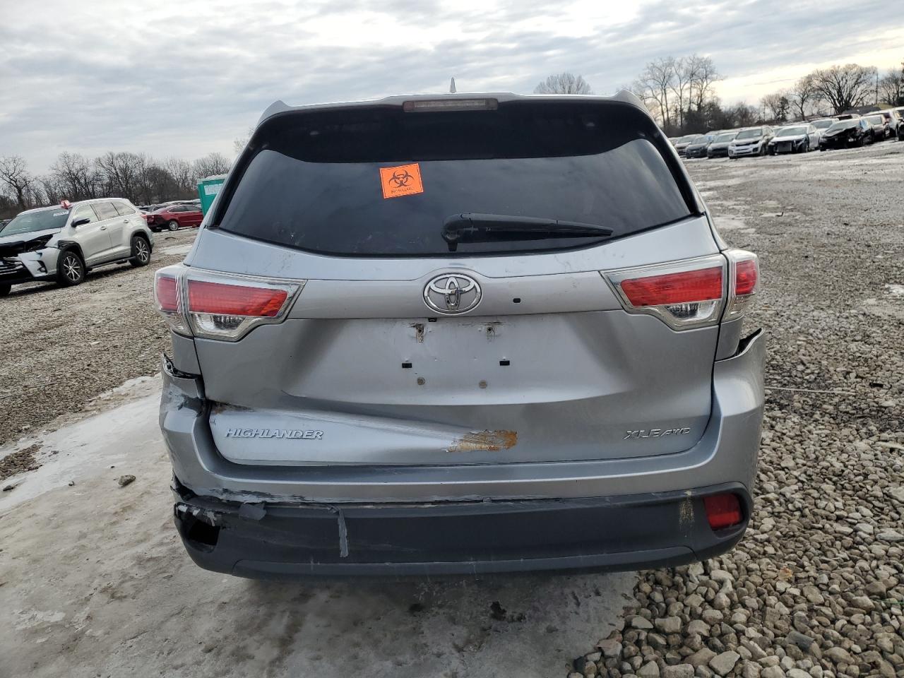 2014 Toyota Highlander - Image 6