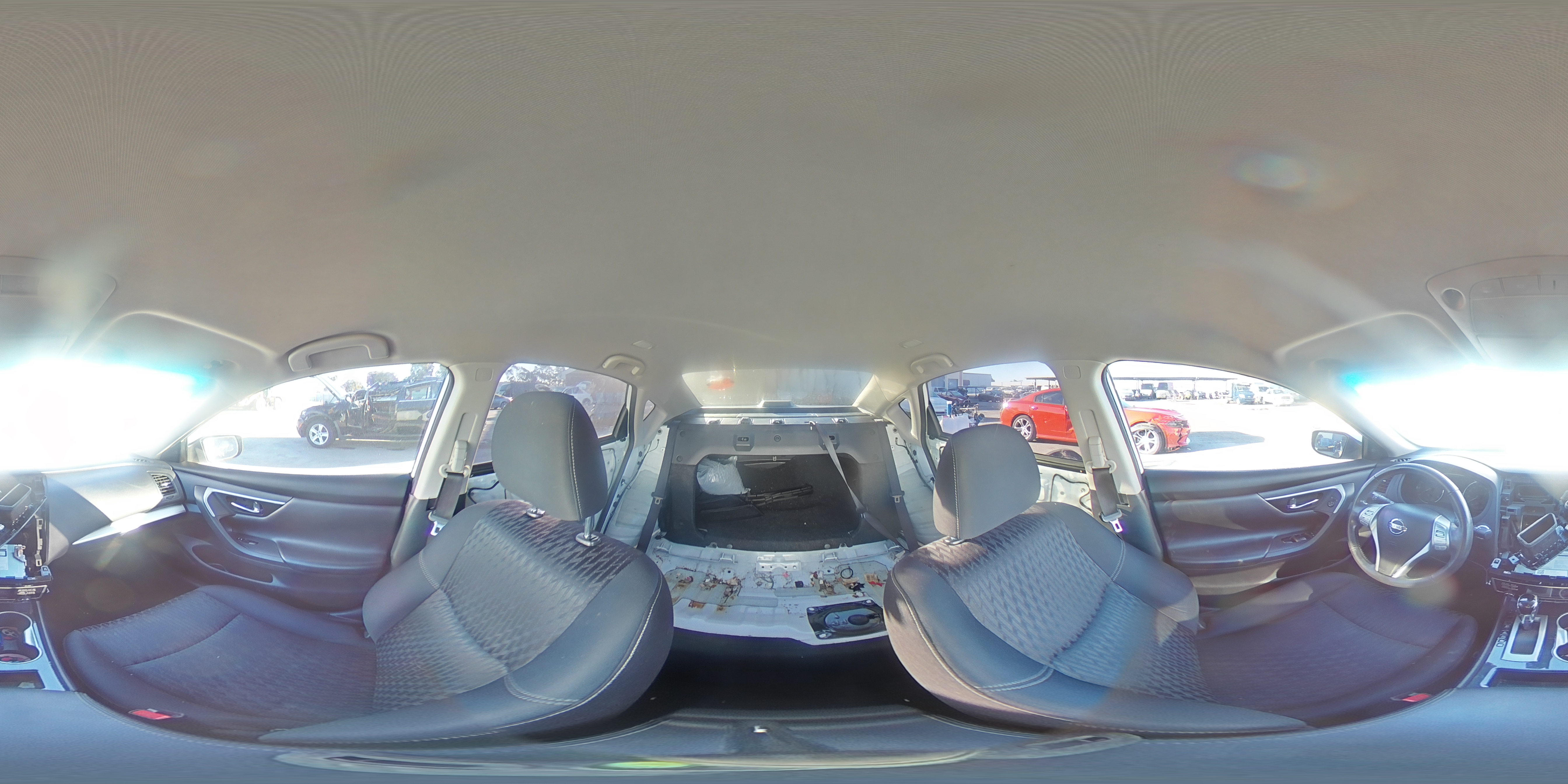 2018 Nissan Altima - Image 13