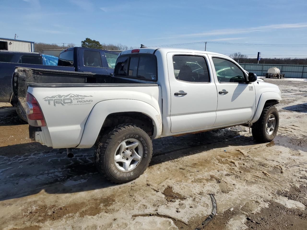 2012 Toyota Tacoma - Image 3