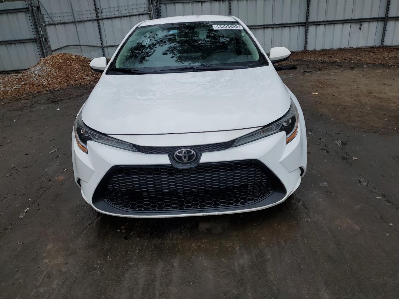 2021 Toyota Corolla - Image 5