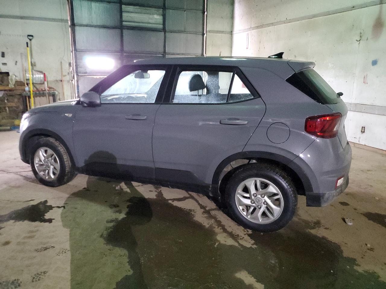 2021 Hyundai Venue - Image 2