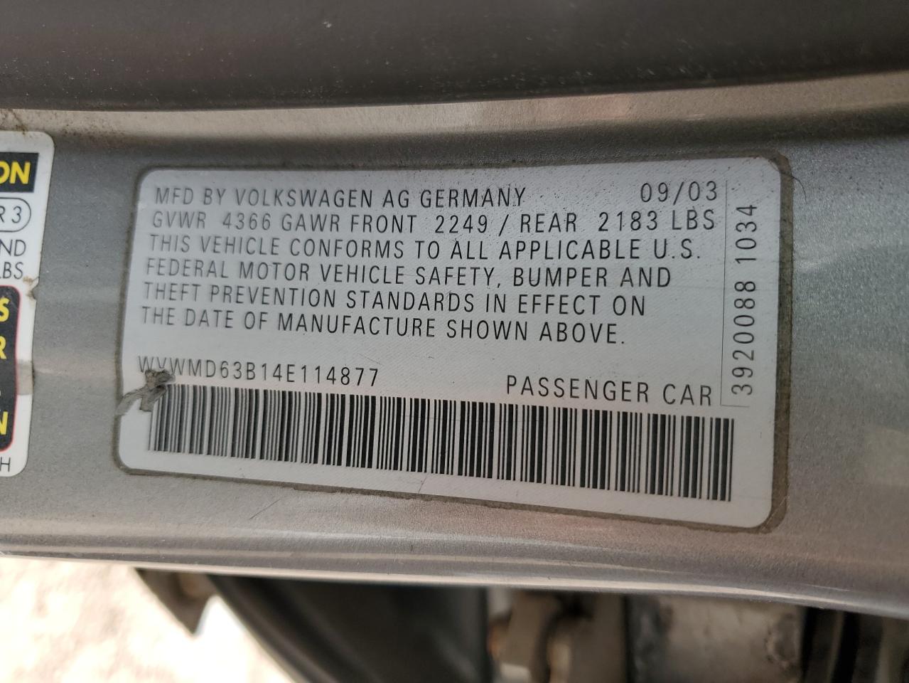 2004 Volkswagen Passat - Image 12