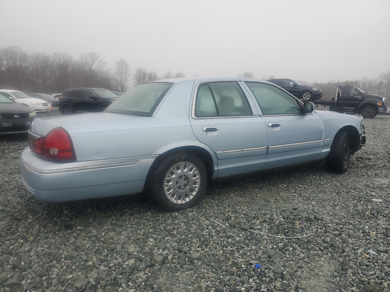 2004 Mercury Grand Marquis - Image 3