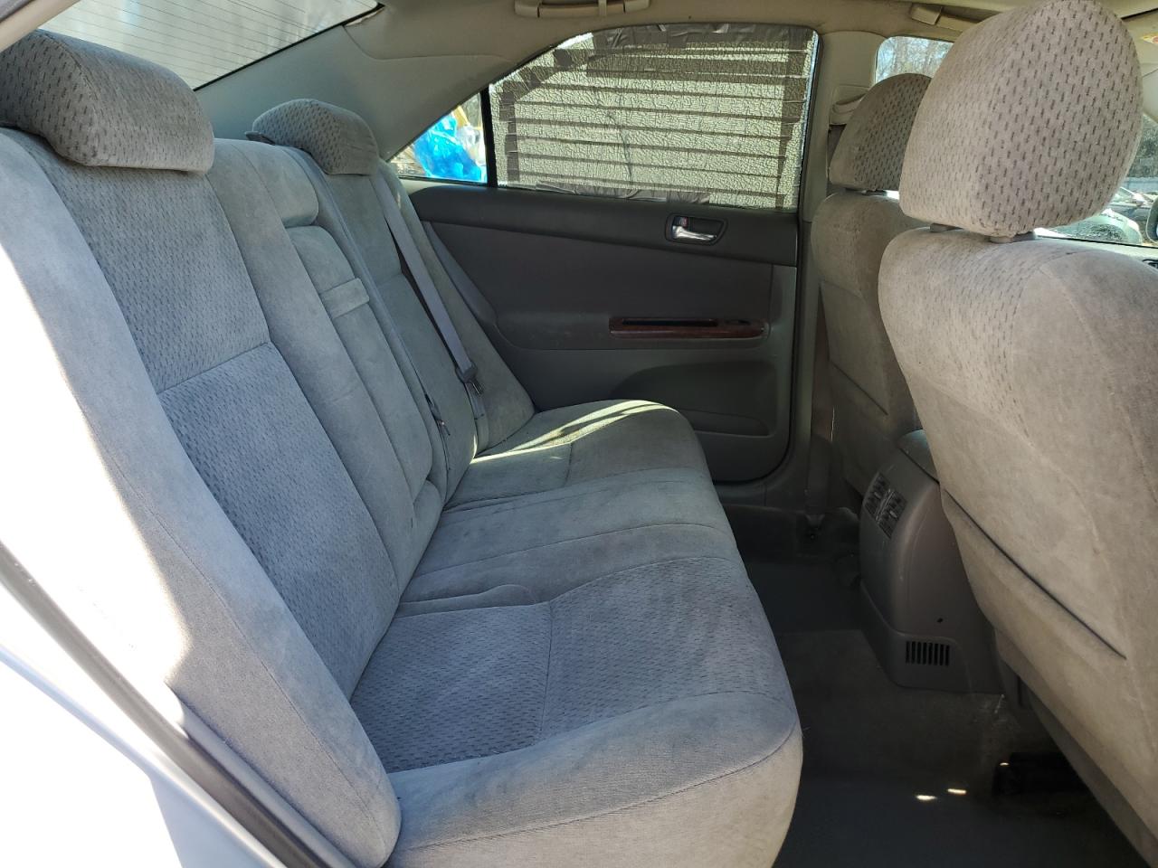 2003 Toyota Camry - Image 10
