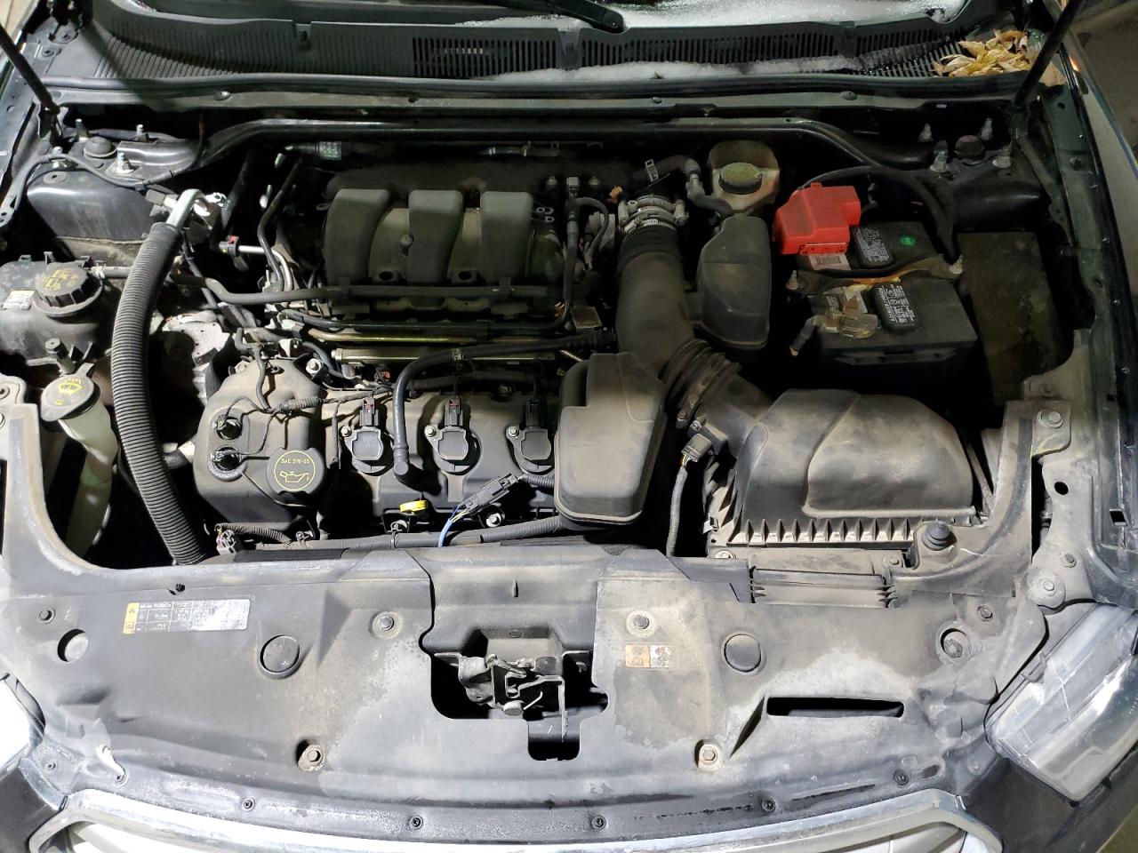 2015 Ford Taurus - Image 11