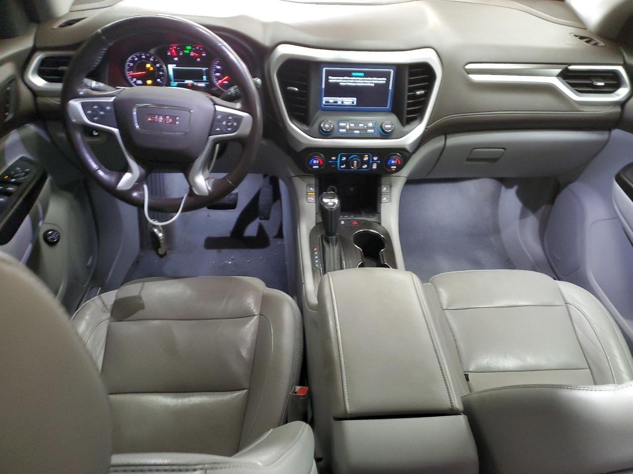 2018 GMC Acadia - Image 8