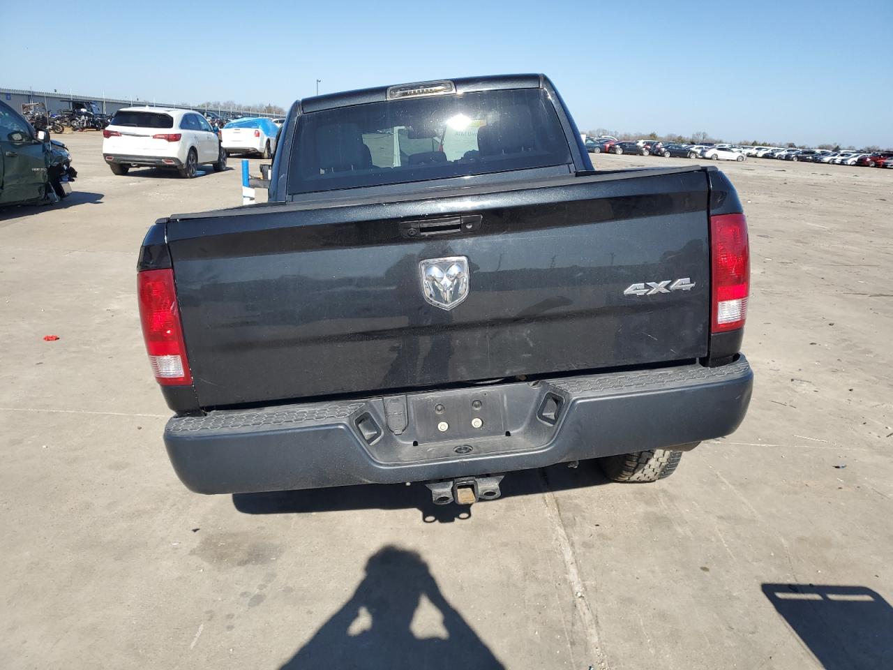2016 RAM 1500 - Image 6