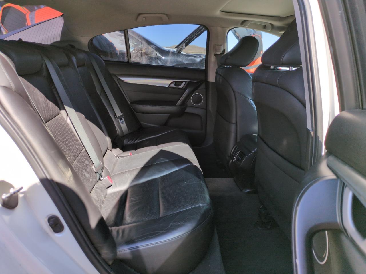 2010 Acura TL - Image 10