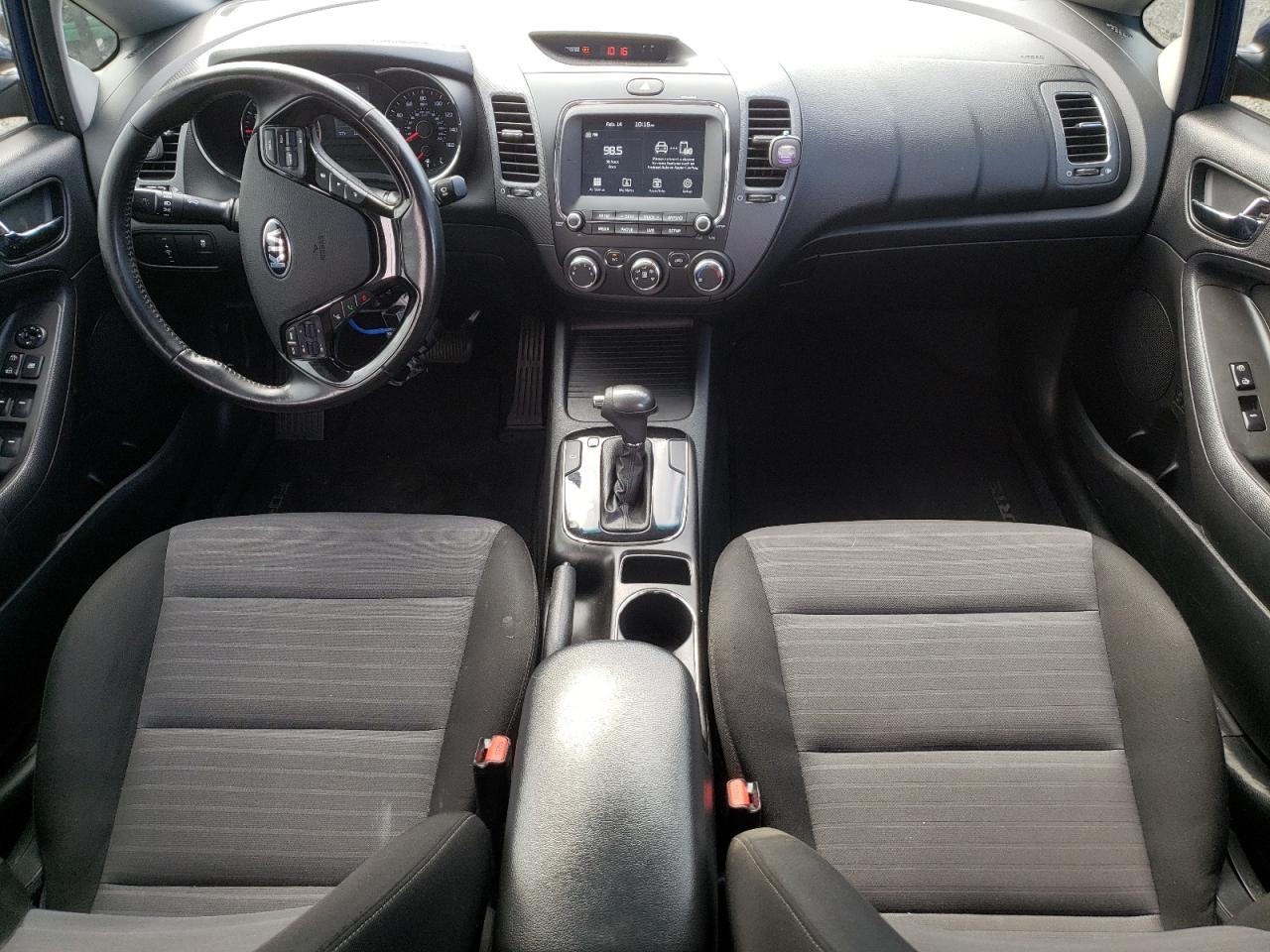 2018 Kia Forte - Image 8