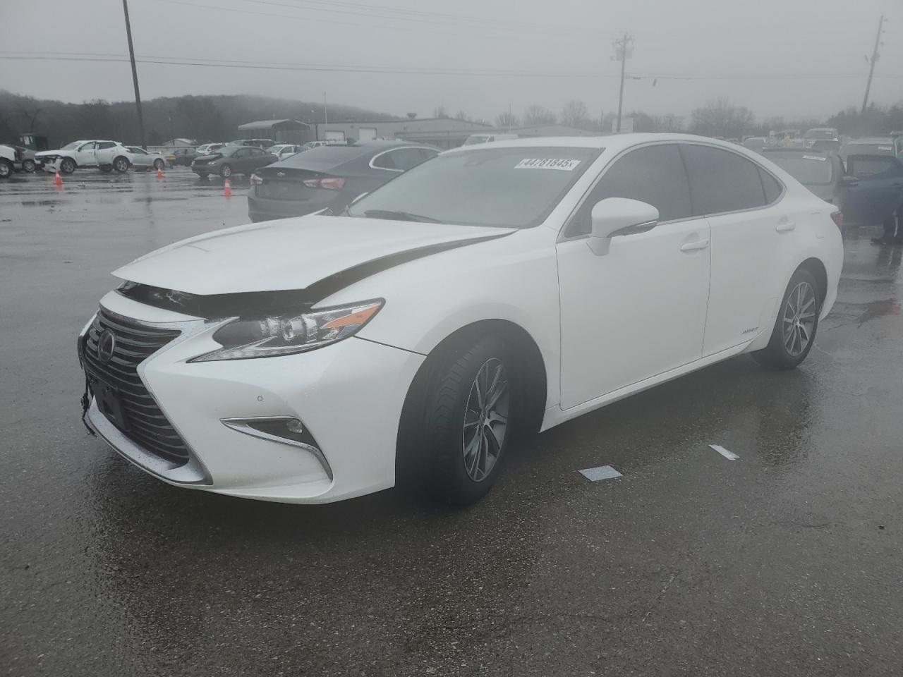 2017 Lexus ES - Image 1