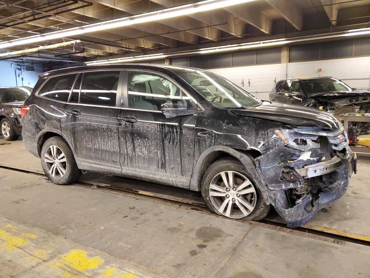 2016 Honda Pilot - Image 4