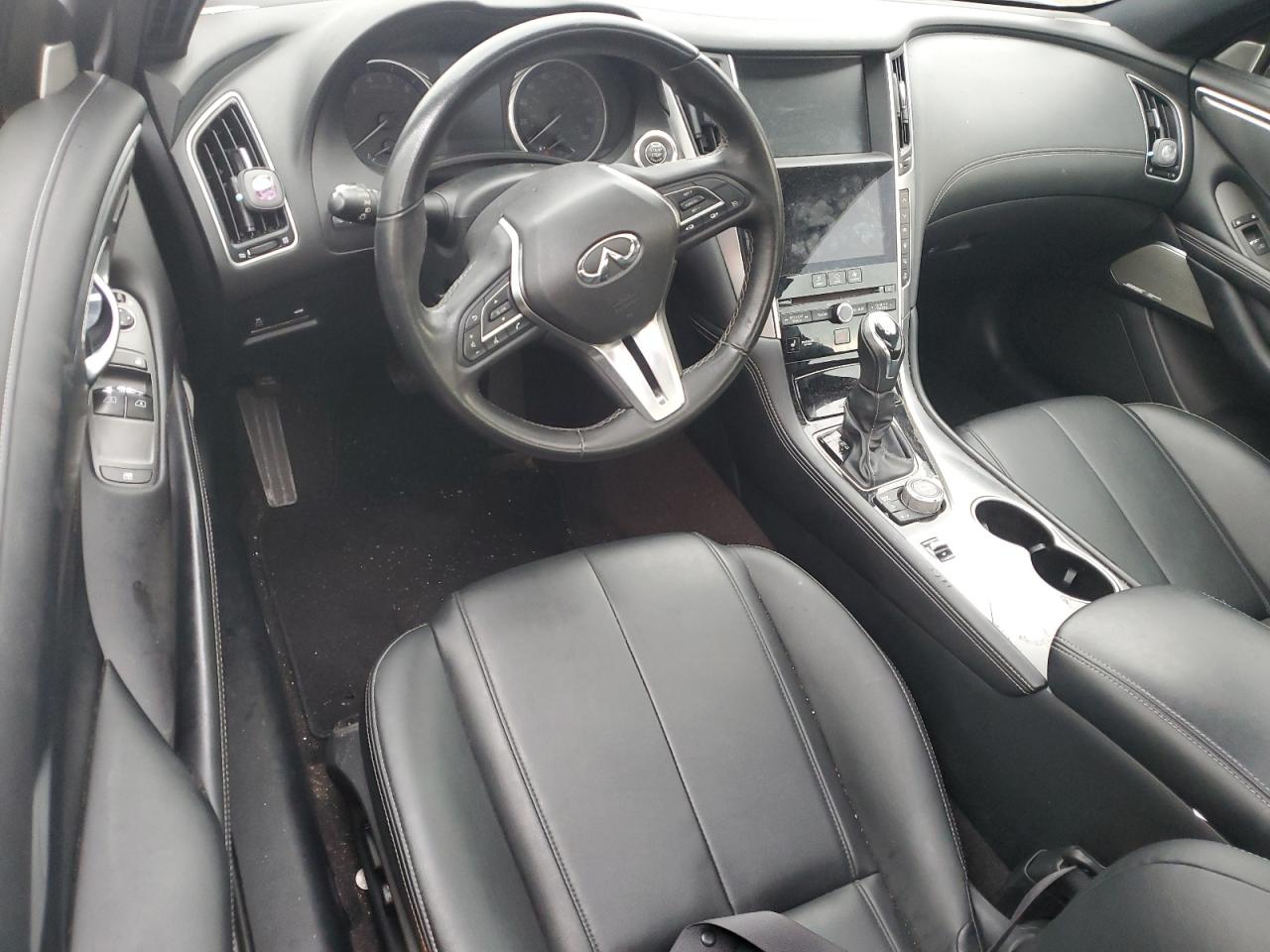 2018 Infiniti Q60 - Image 8