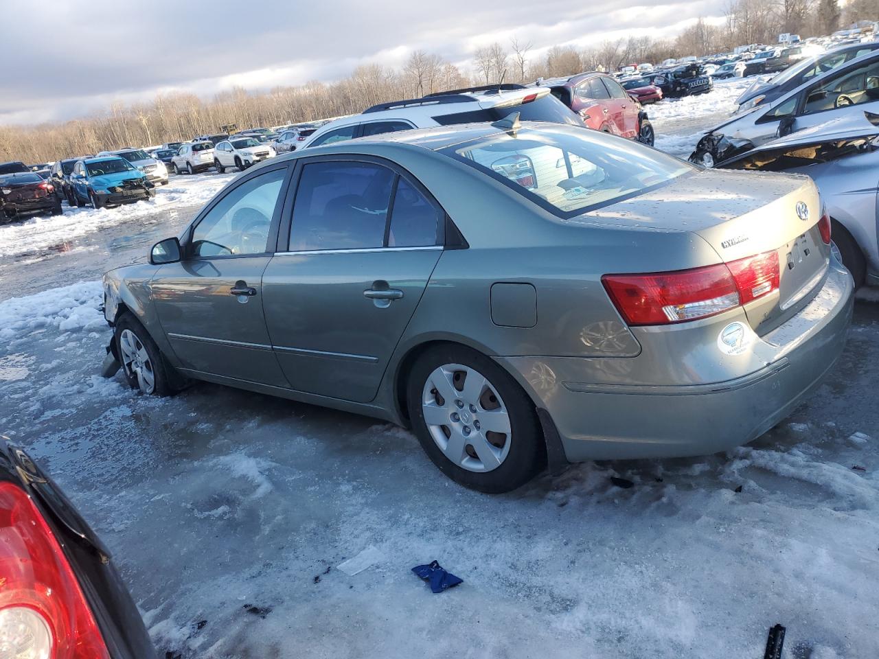 2009 Hyundai Sonata - Image 2