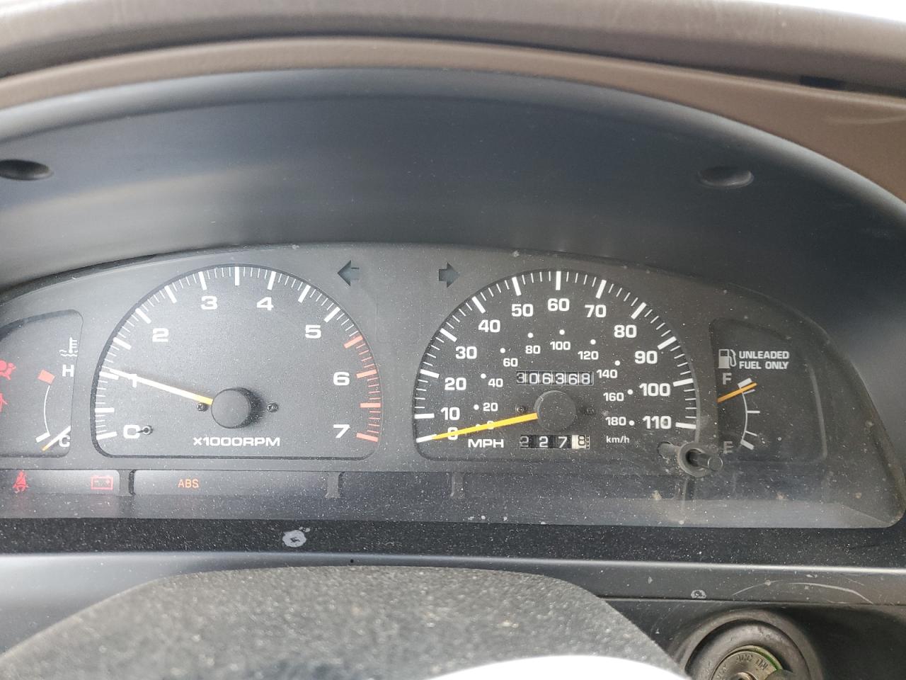 1997 Toyota 4Runner - Image 9