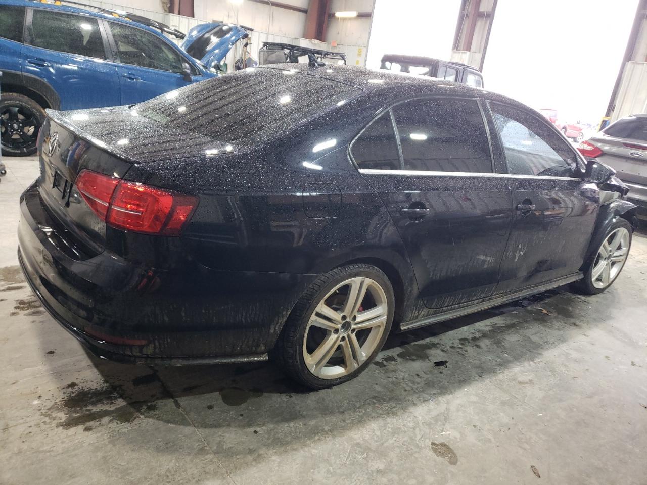2016 Volkswagen Jetta - Image 3