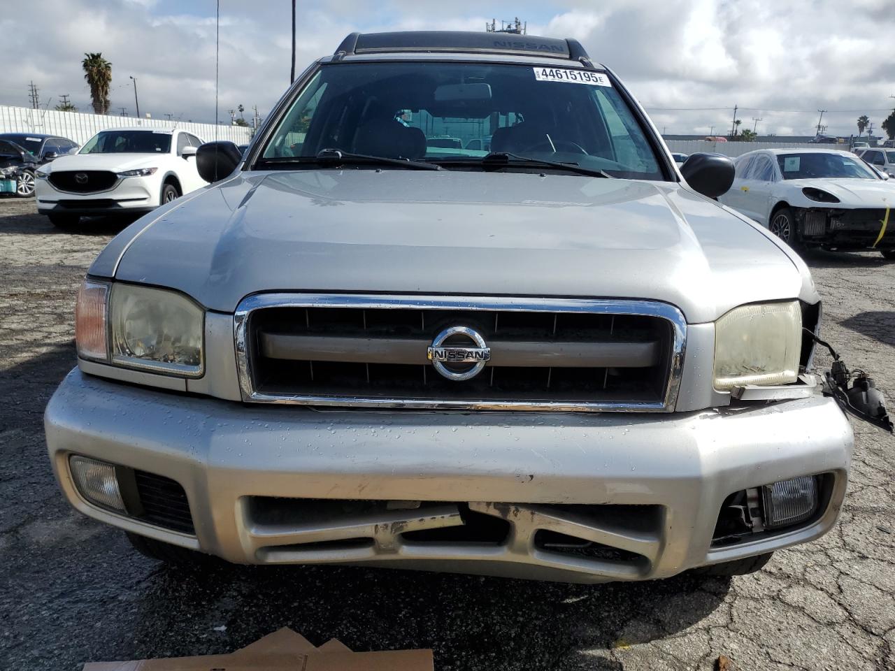 2002 Nissan Pathfinder - Image 5