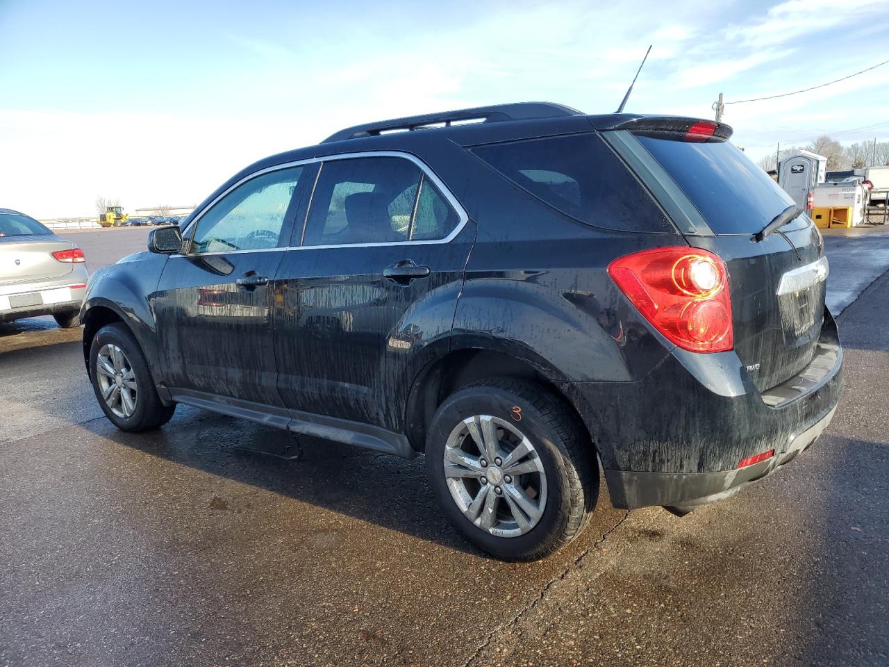 2010 Chevrolet Equinox - Image 2