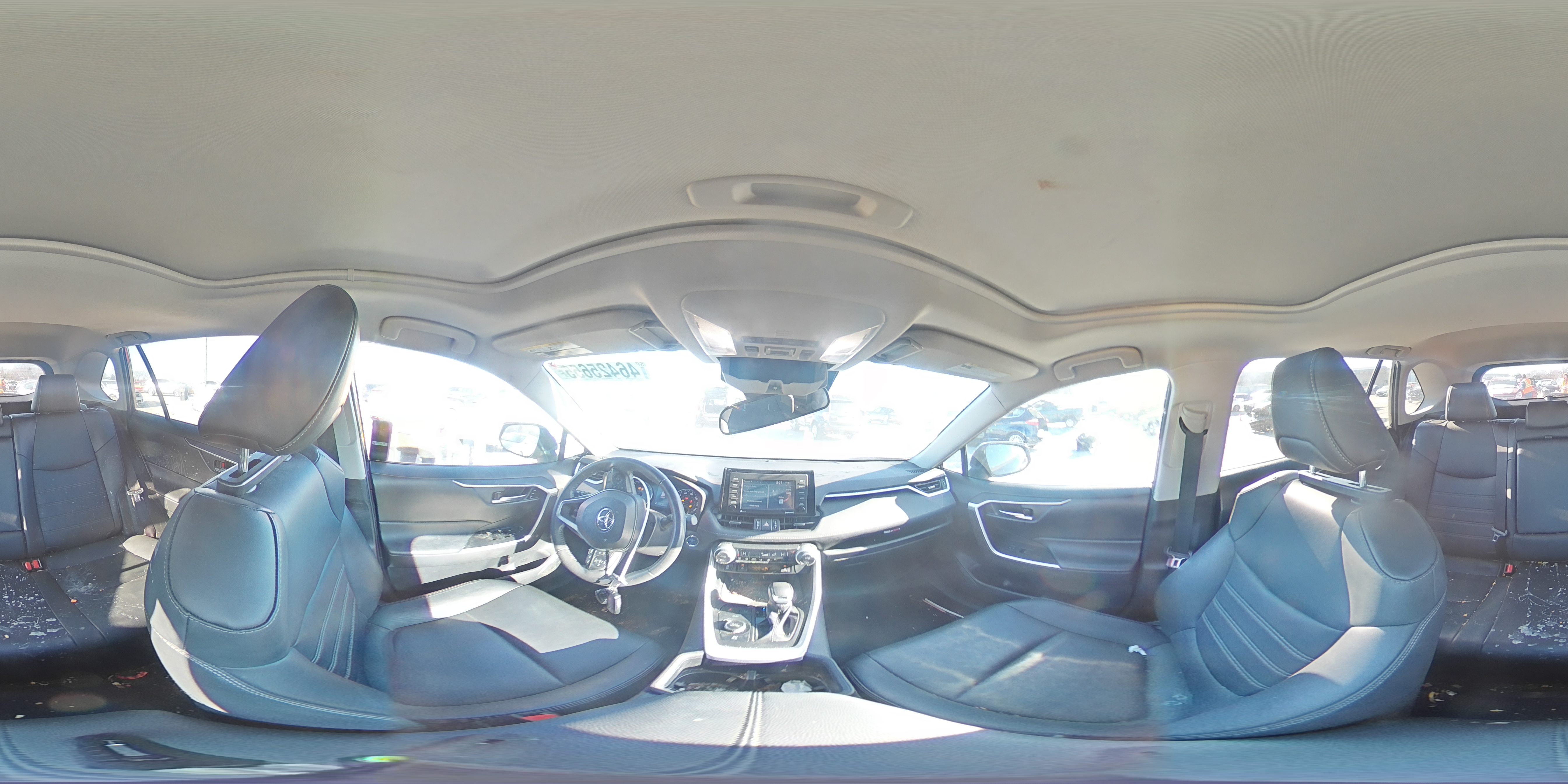 2022 Toyota RAV 4 - Image 13