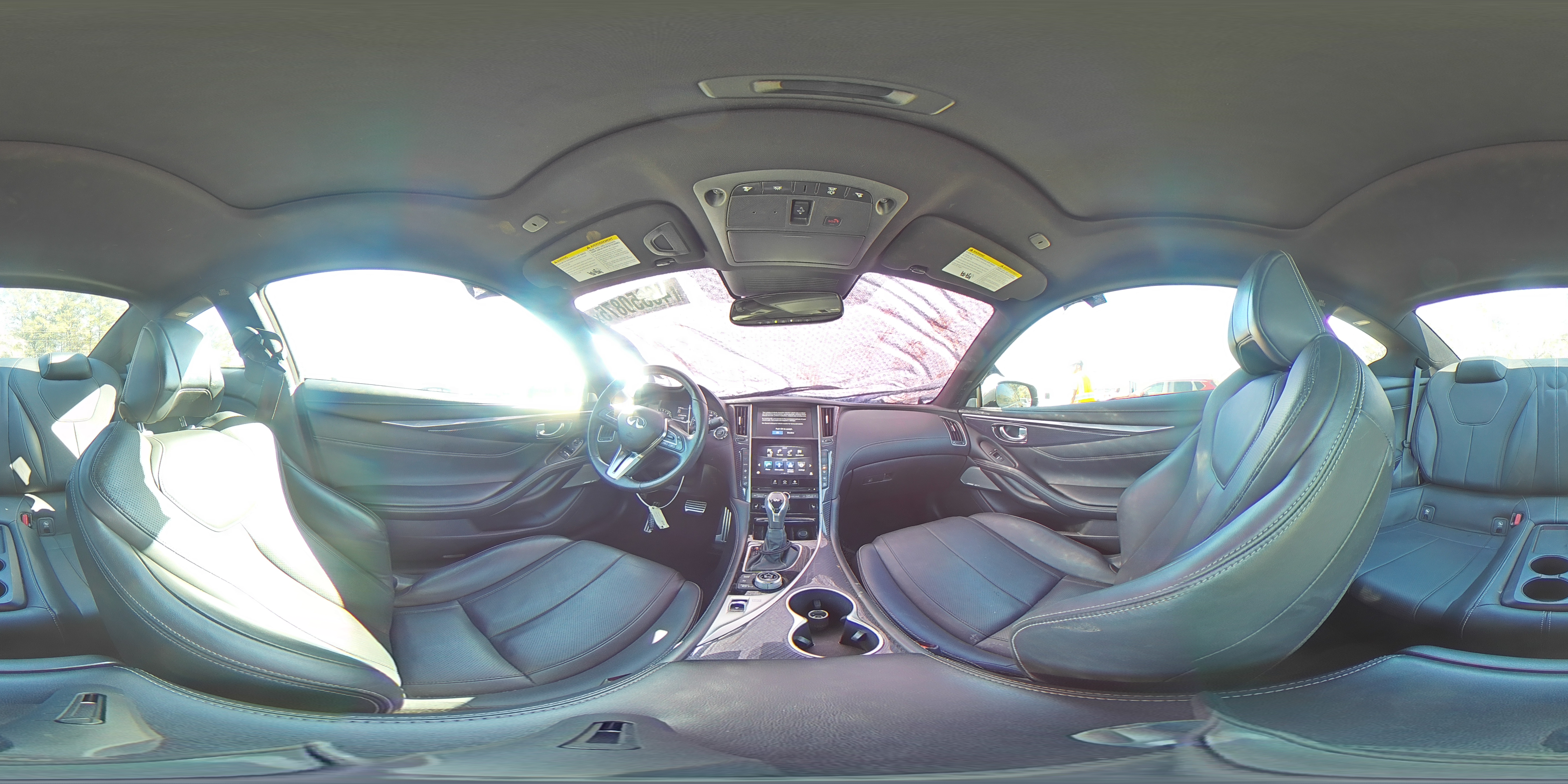 2018 Infiniti Q60 - Image 14