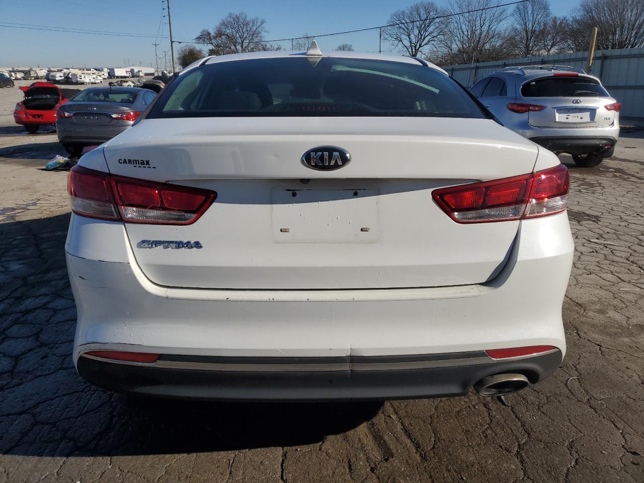 2017 Kia Optima - Image 6