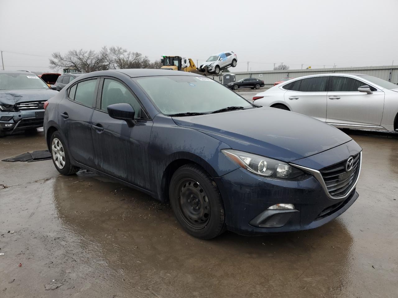 2015 Mazda 3 - Image 4