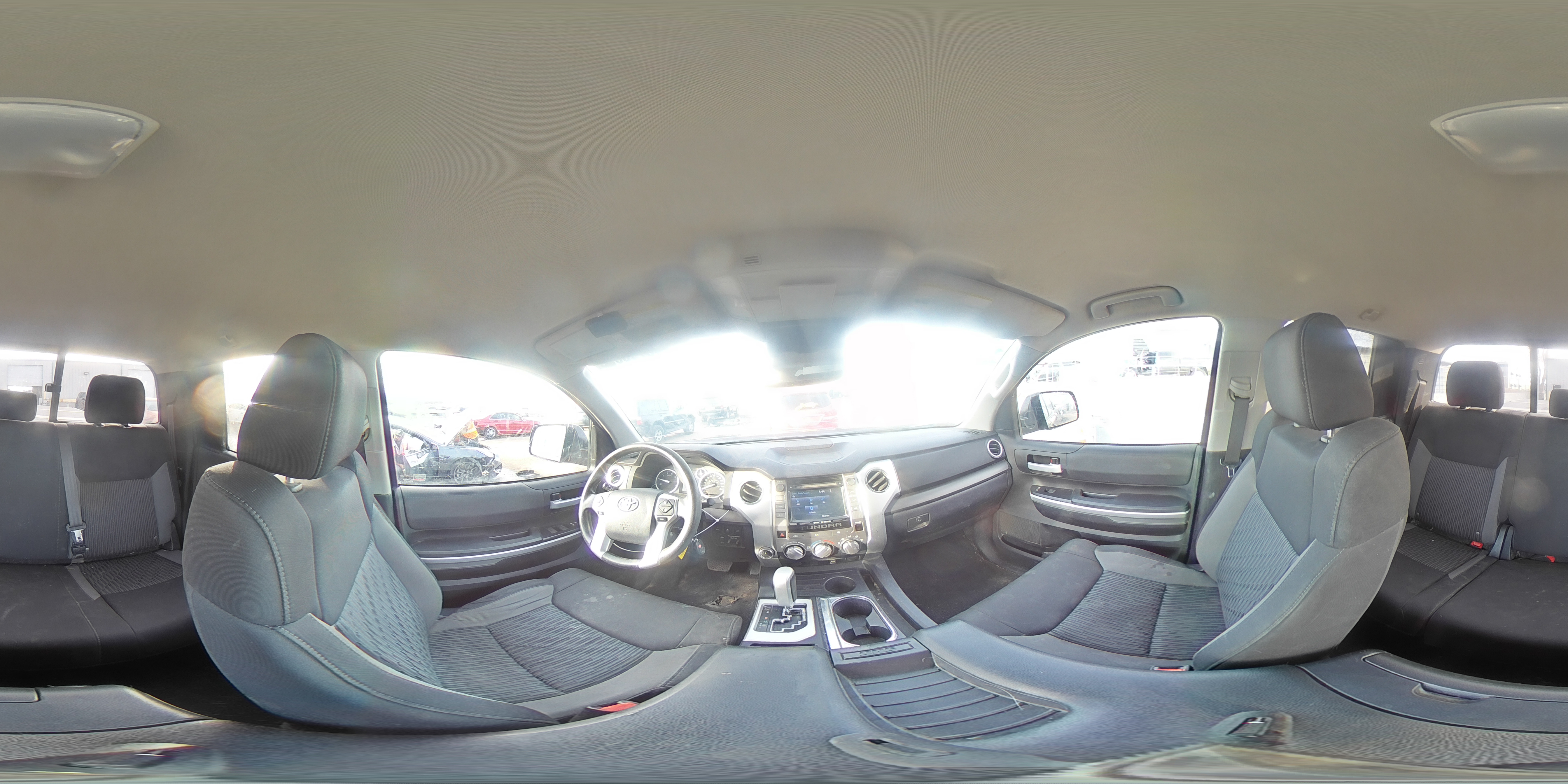 2017 Toyota Tundra - Image 15