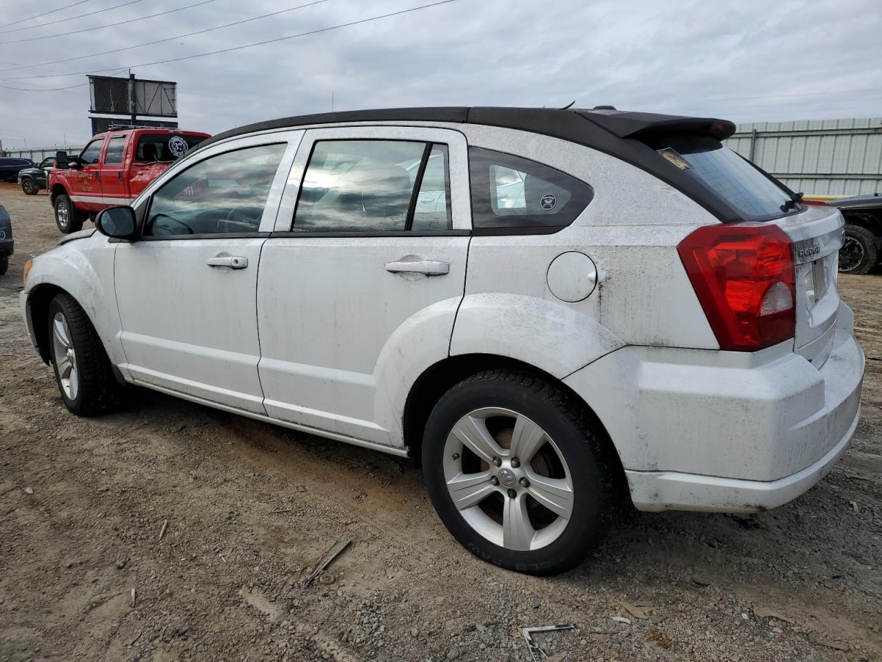 2011 Dodge Caliber - Image 2