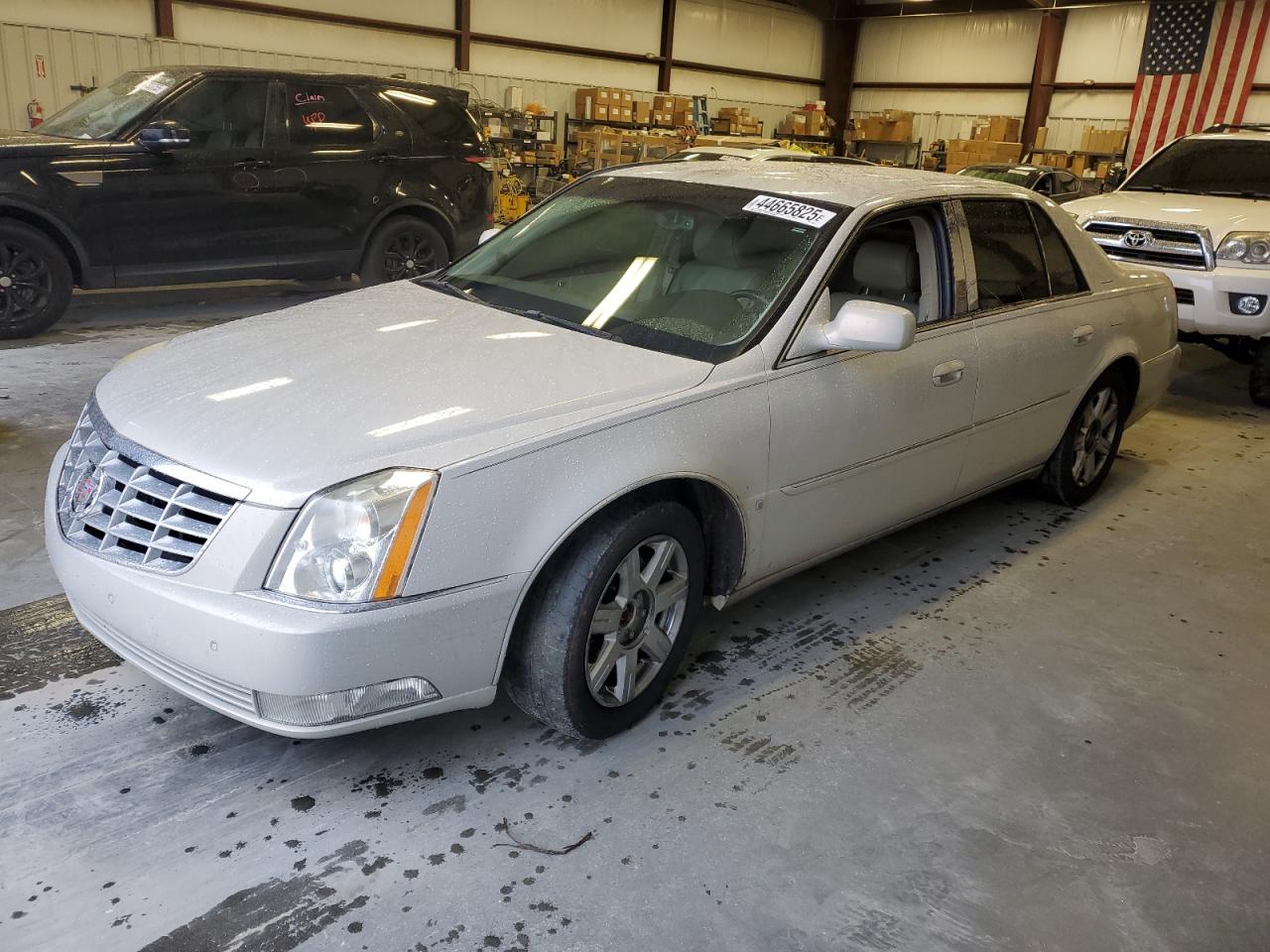 2007 Cadillac DTS - Image 1
