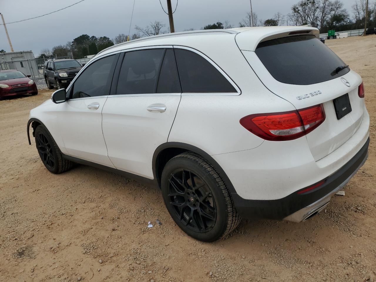 2016 Mercedes-Benz GLC - Image 2