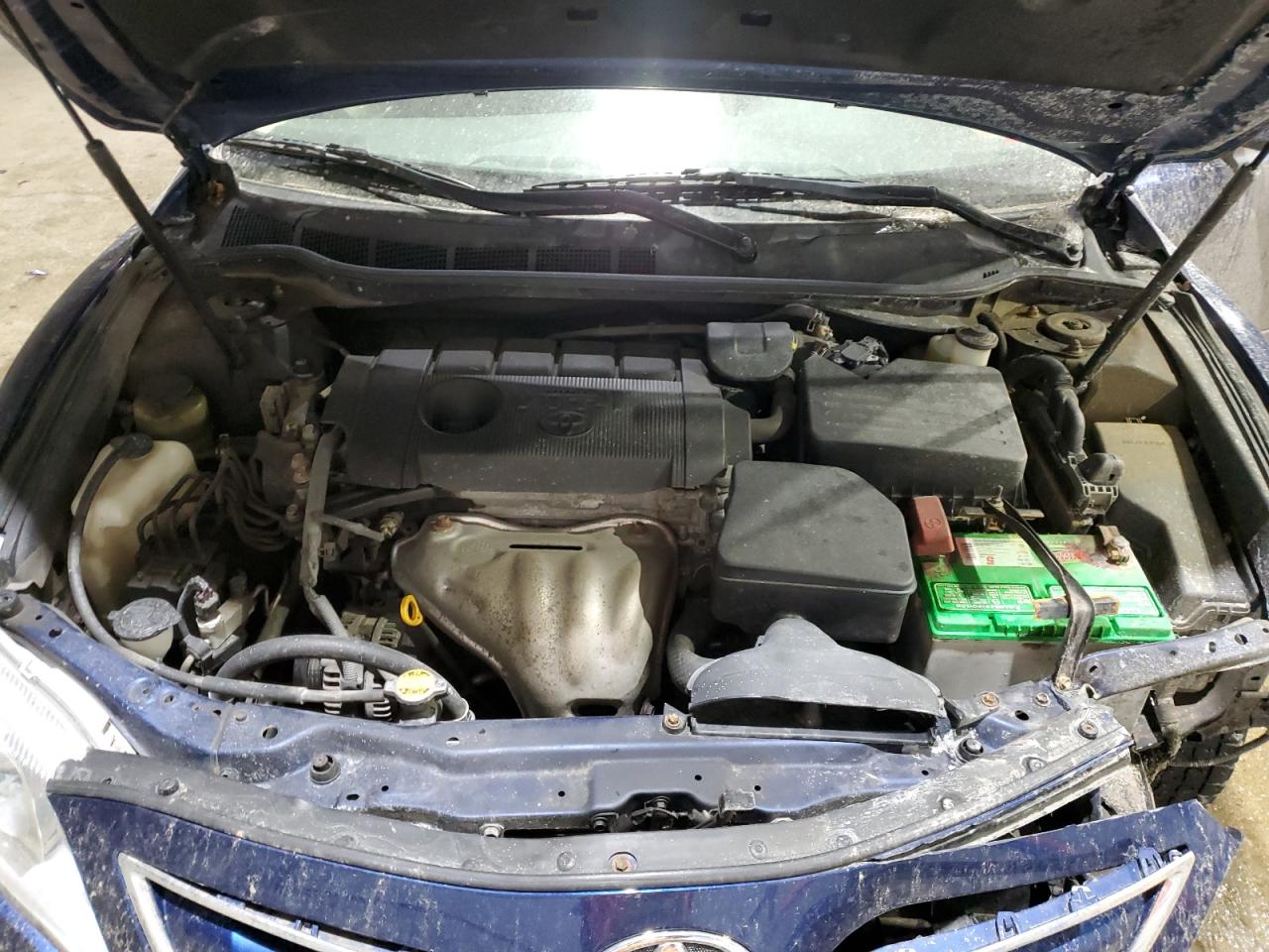 2011 Toyota Camry - Image 11
