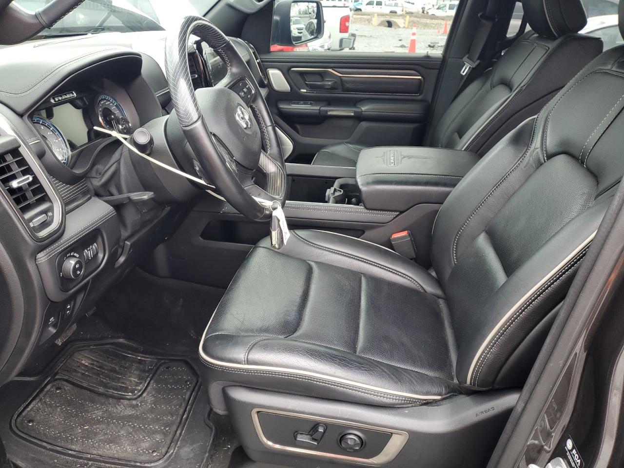 2021 RAM 1500 - Image 7