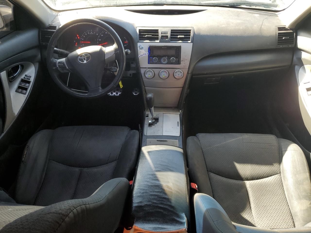 2010 Toyota Camry - Image 8