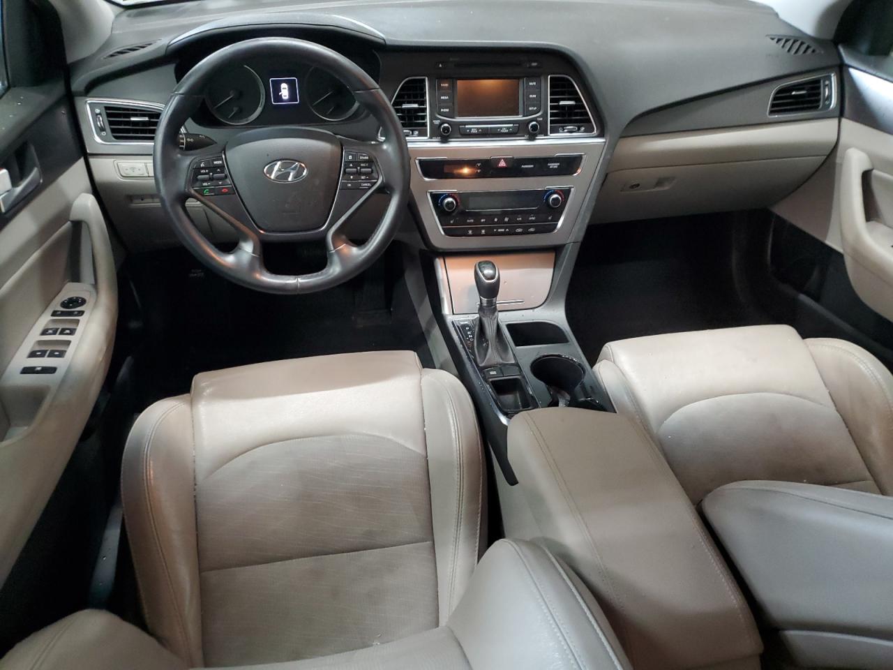 2015 Hyundai Sonata - Image 8