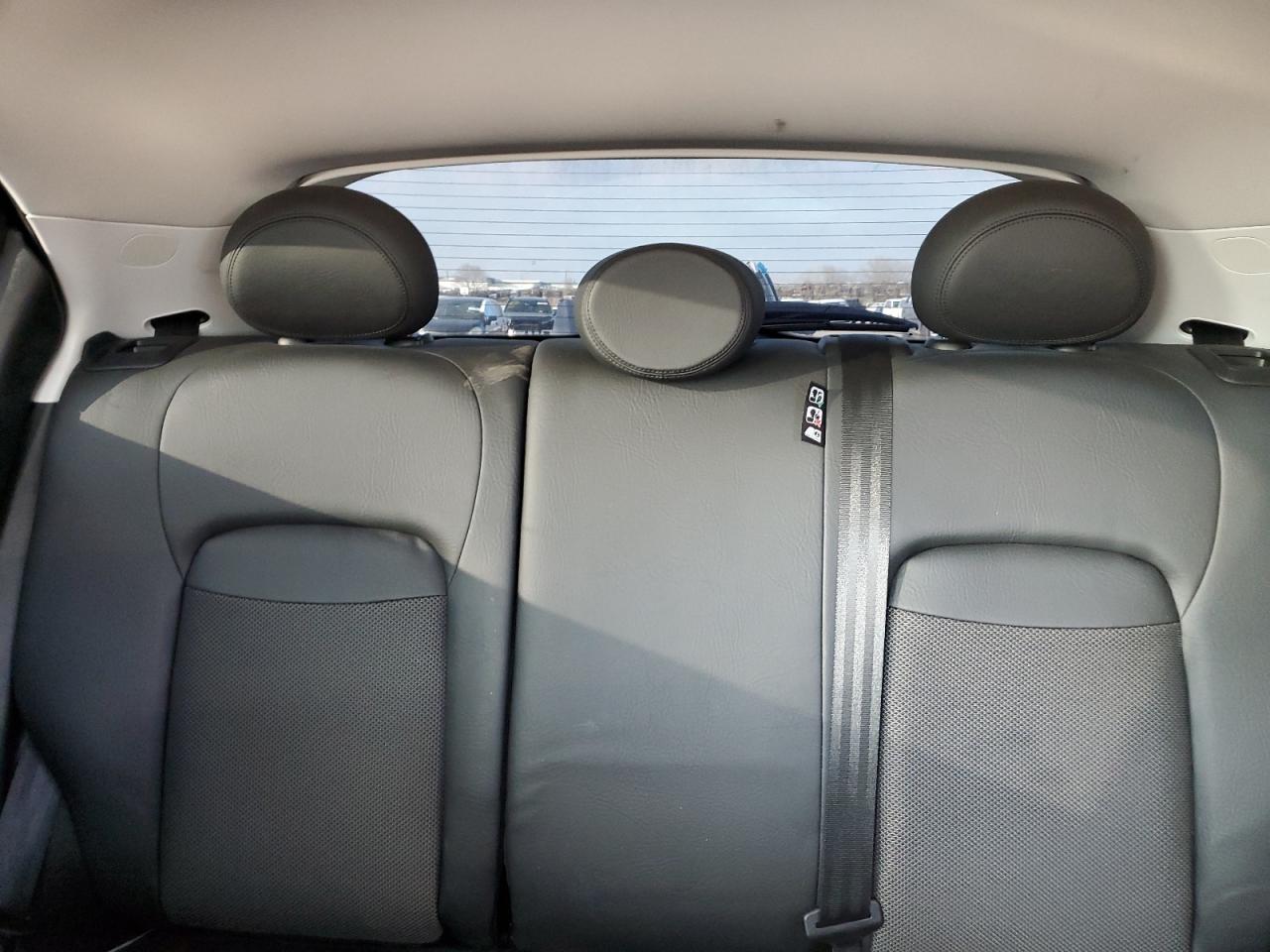 2018 Fiat 500 - Image 10