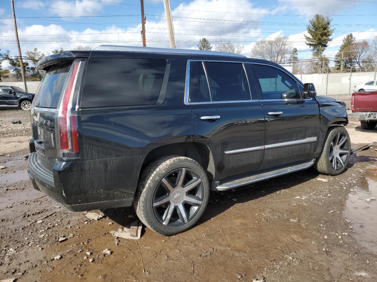2015 Cadillac Escalade - Image 3
