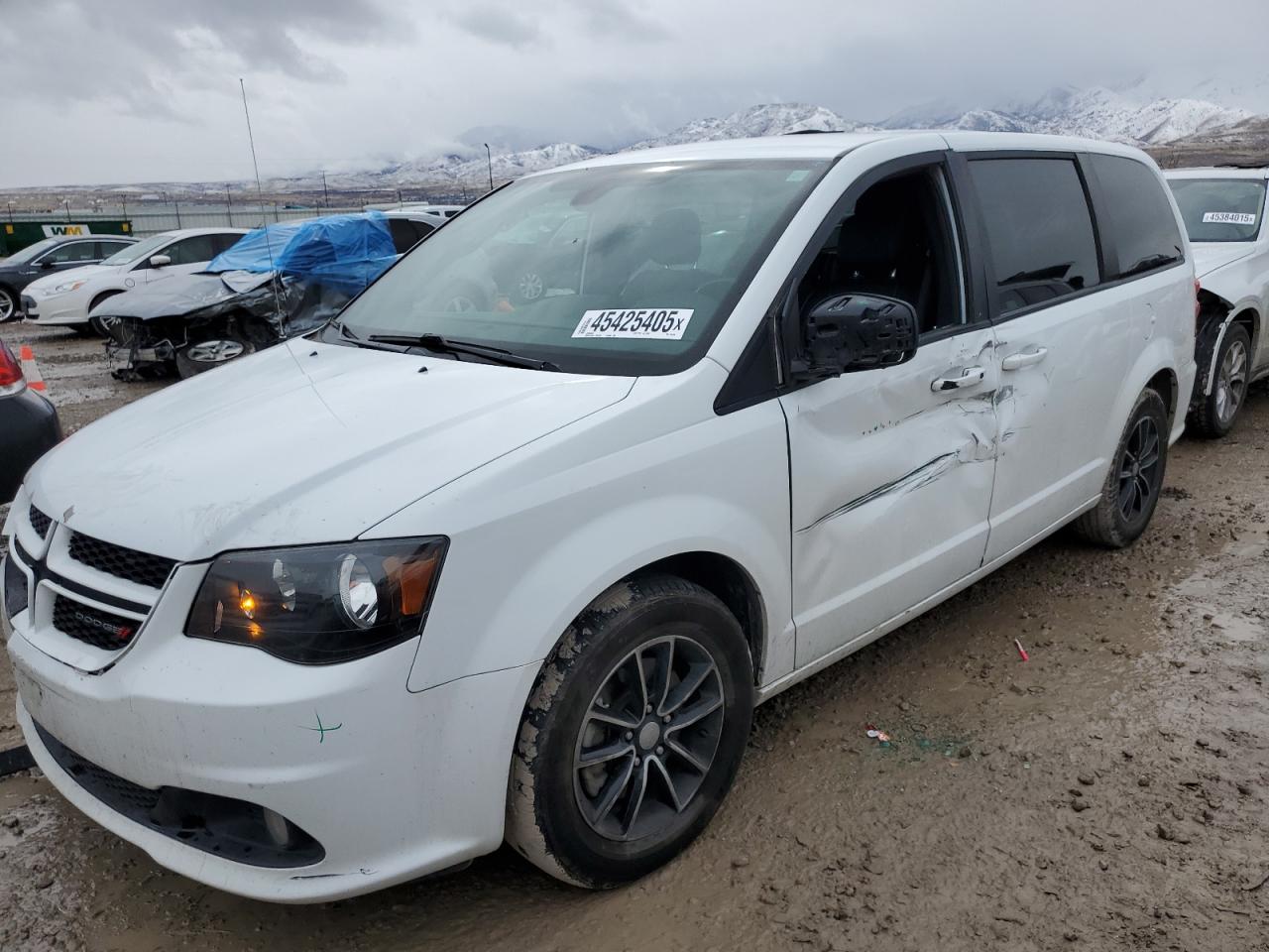 2019 Dodge Caravan - Image 1