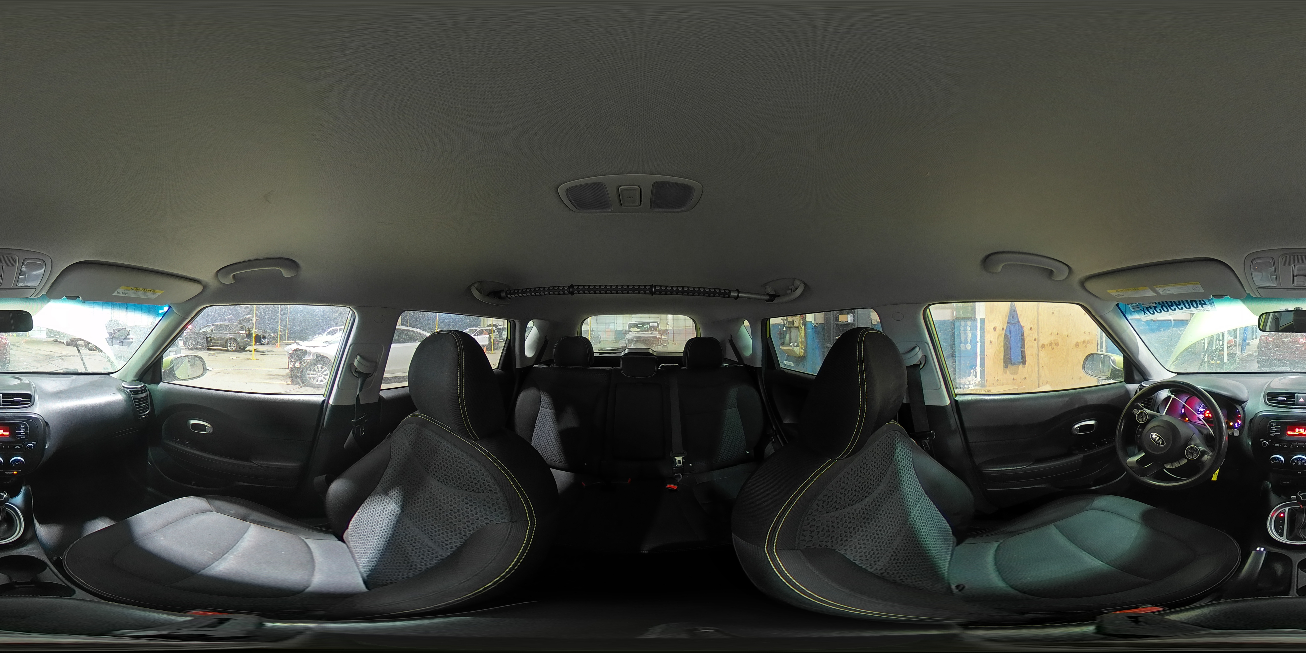 2015 Kia Soul - Image 16