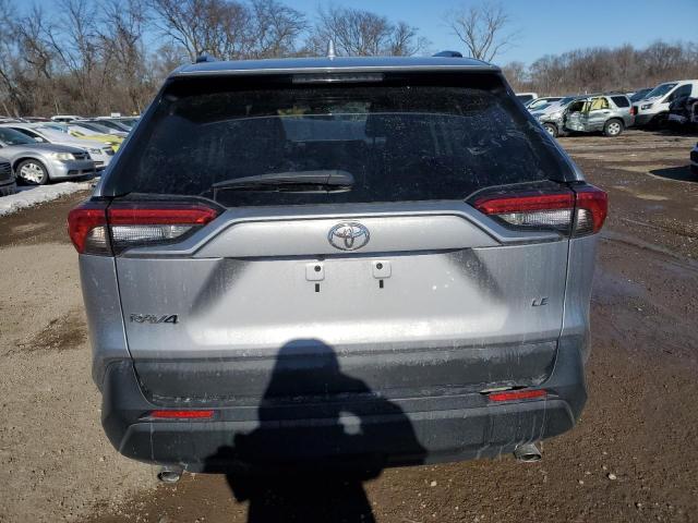  TOYOTA RAV4 2020 Srebrny