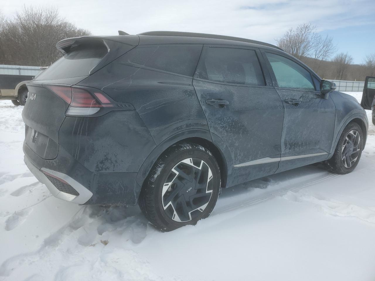 2024 Kia Sportage - Image 3