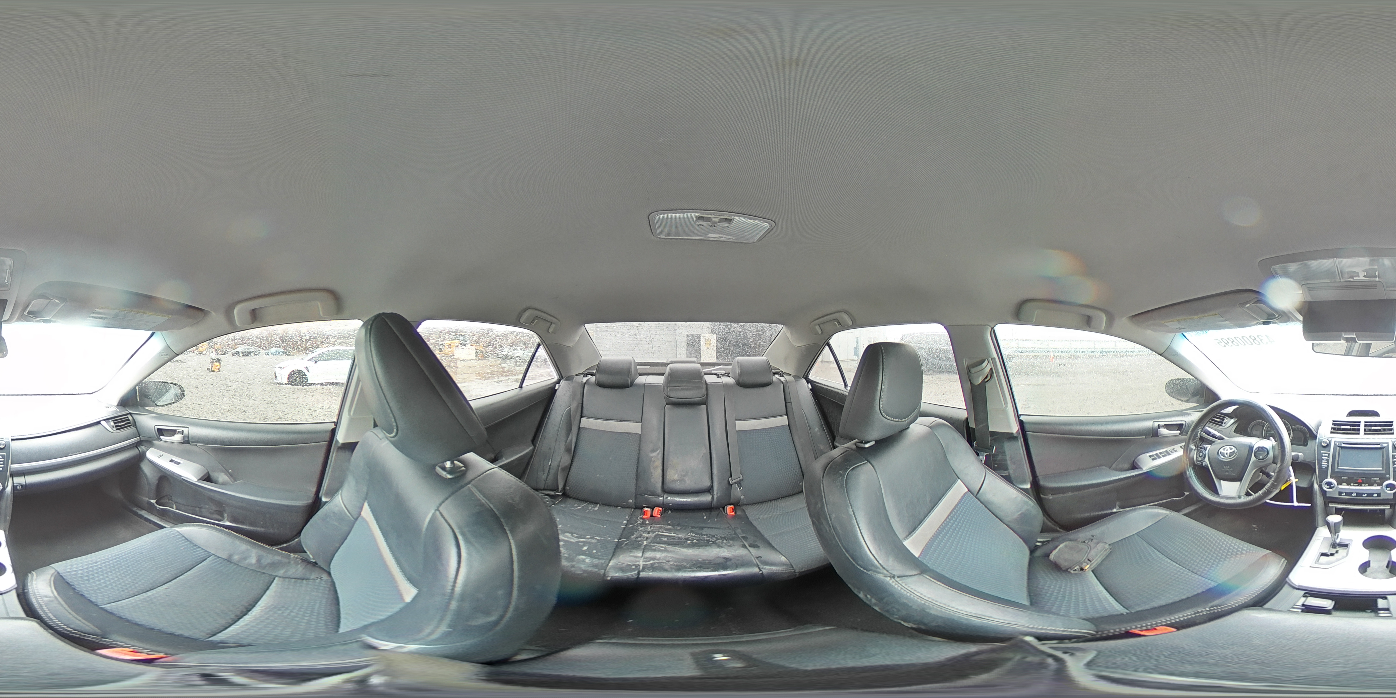 2013 Toyota Camry - Image 13