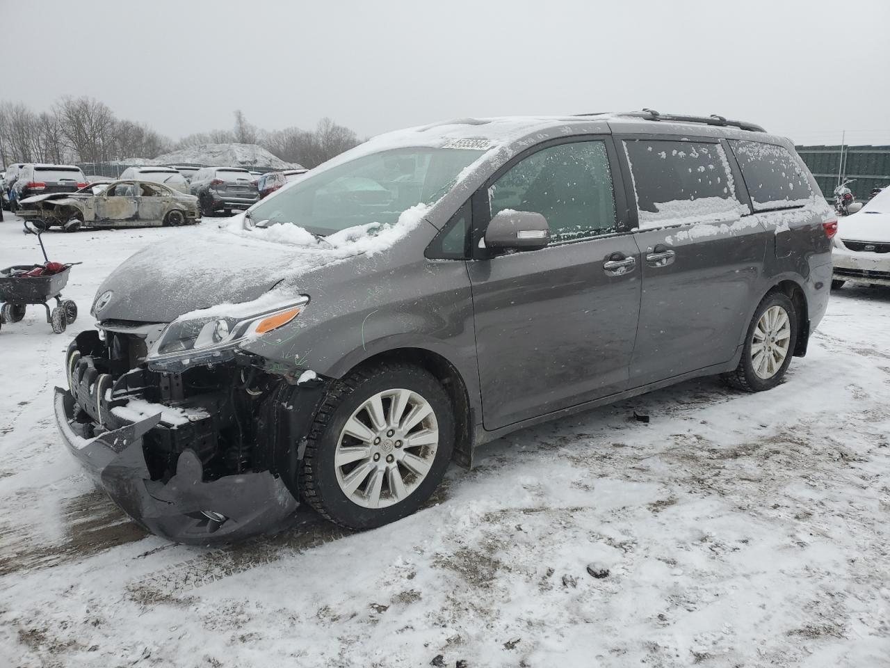 2015 Toyota Sienna - Image 1