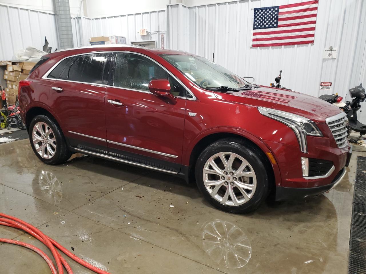 2017 Cadillac XT5 - Image 4