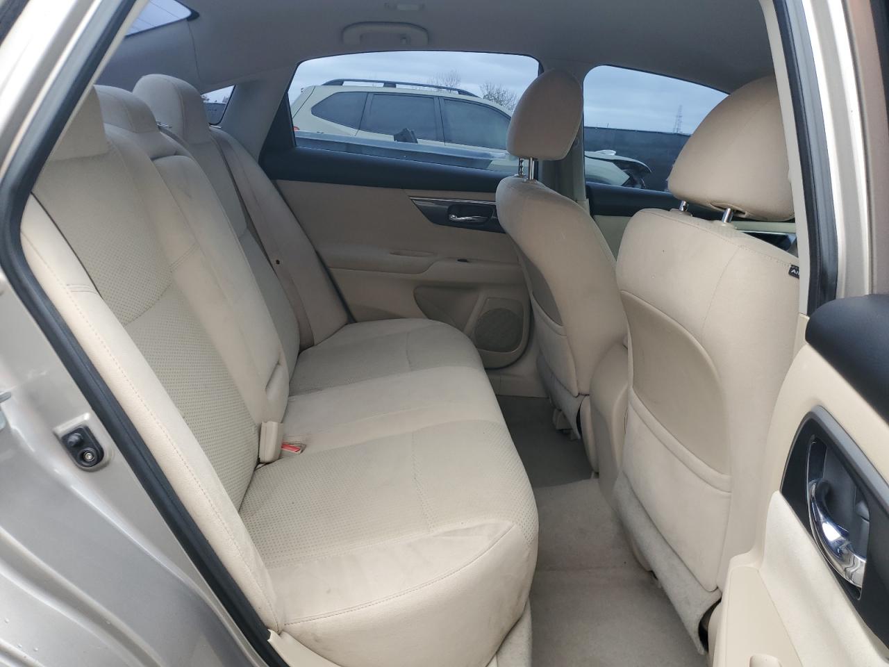 2014 Nissan Altima - Image 10
