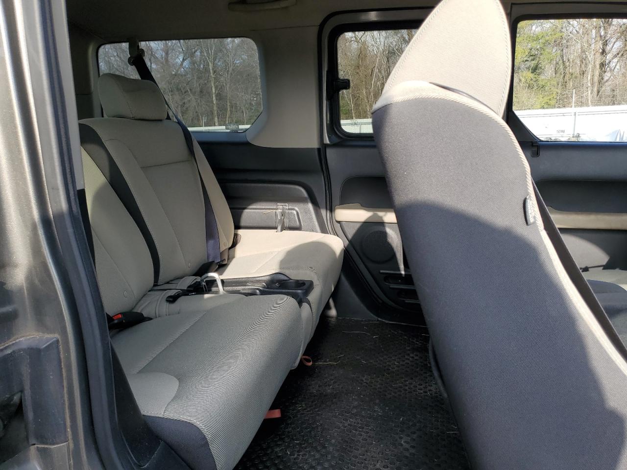 2007 Honda Element - Image 11